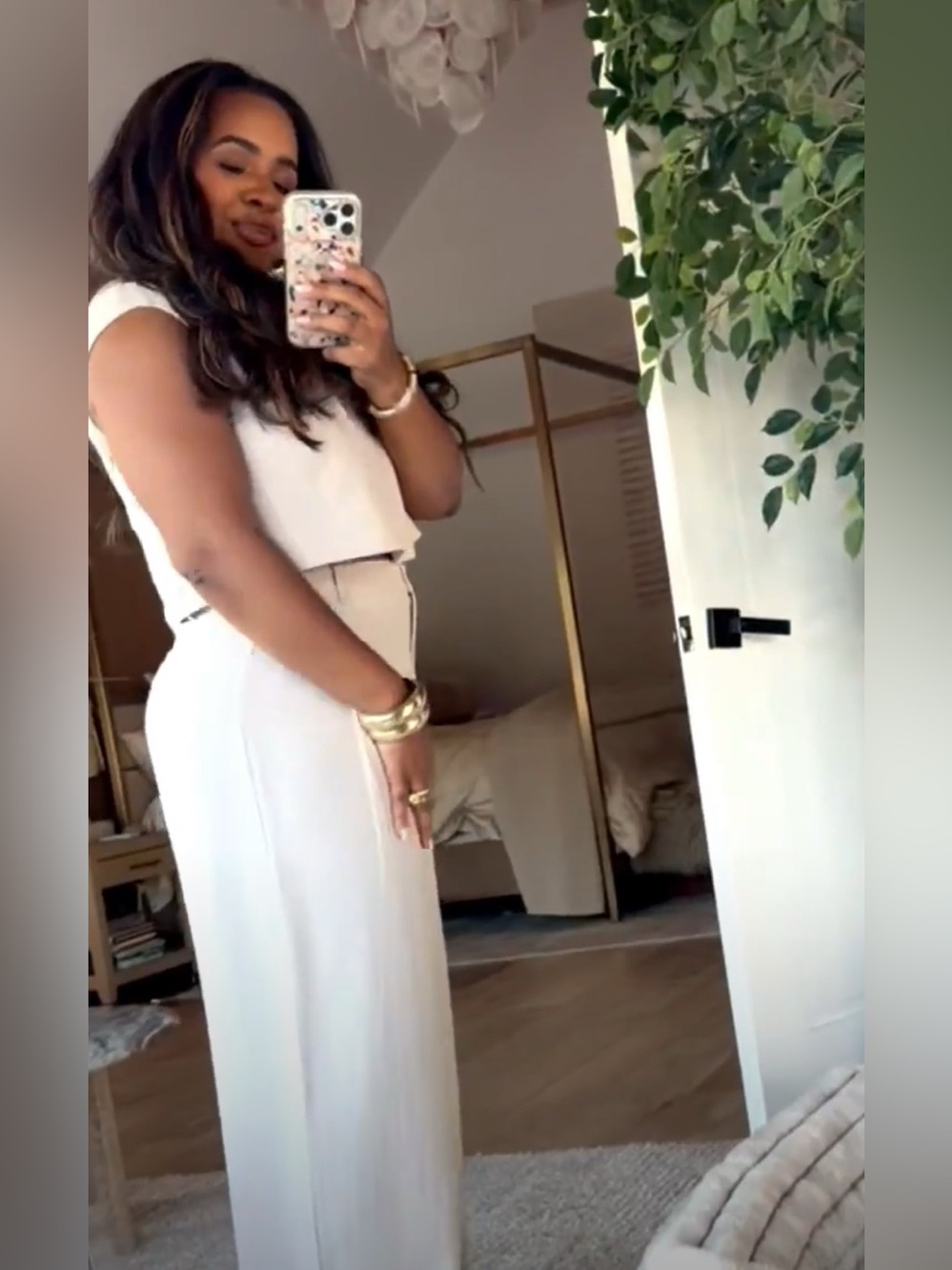 Vici Wide Leg High-Waist Pants in Light Beige Set